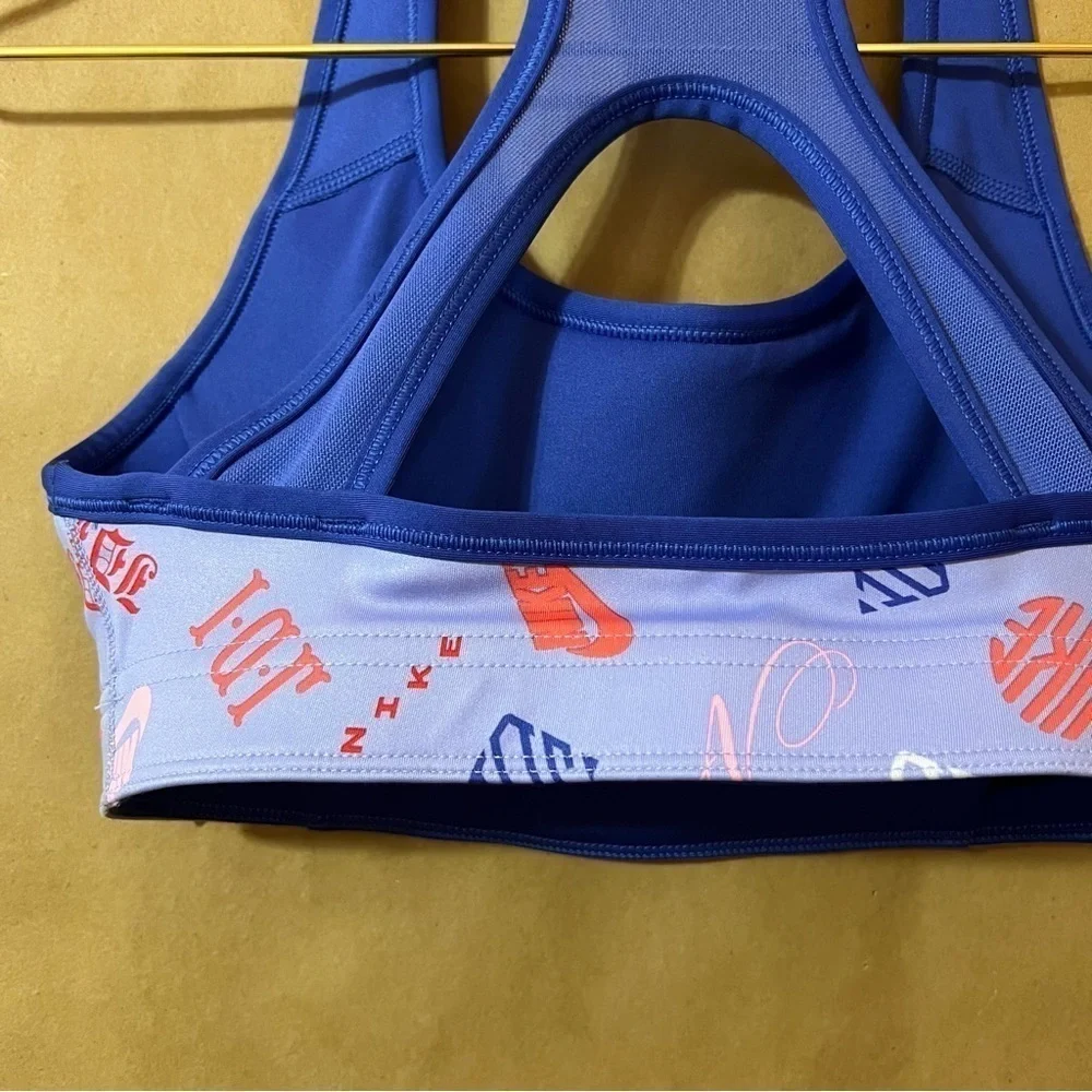 Nike | Women's Center Swoosh Reversible Sports Bra Racerback Size XS